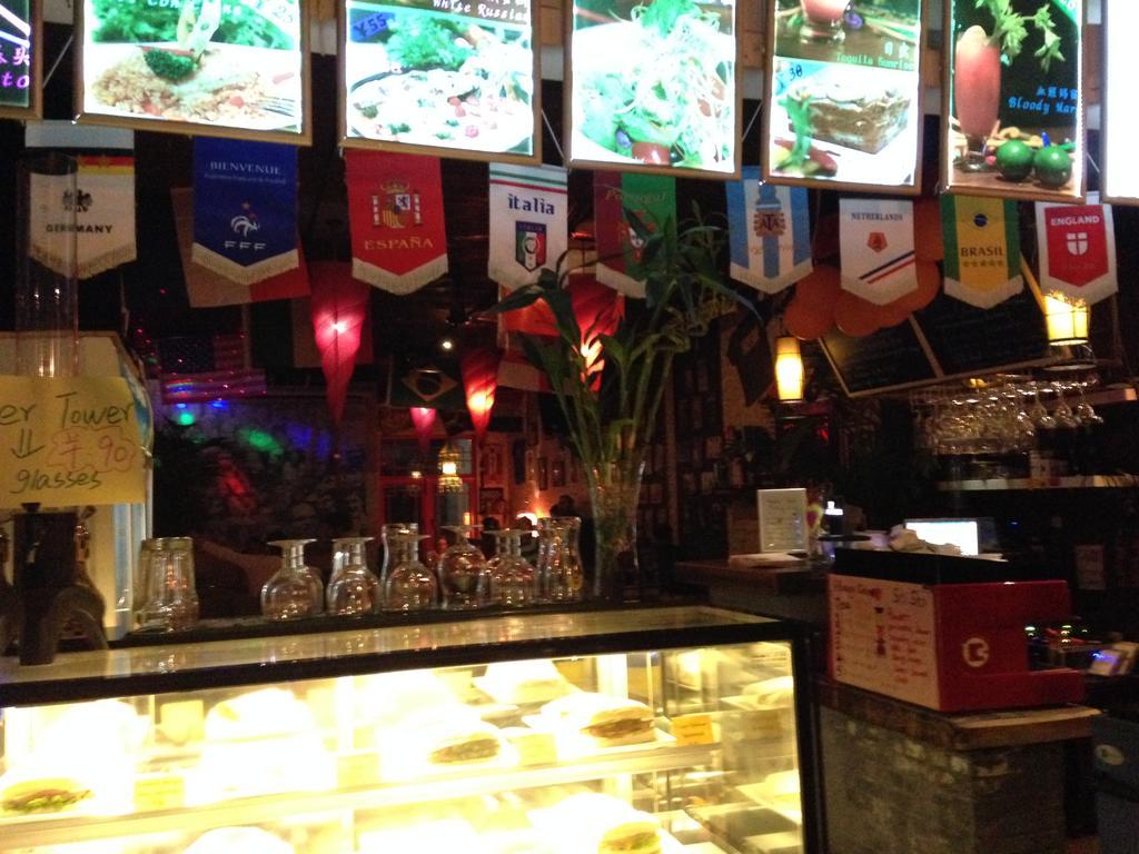 Beijing Sanlitun Hostel Bắc Kinh Ngoại thất bức ảnh